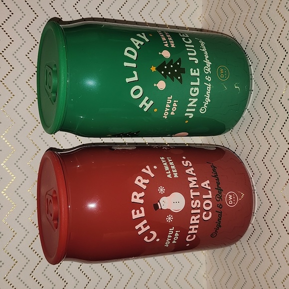 Brand new set of 2 DW Home Holiday  Jingle Juice & Cherry Christmas Cola Candle - Picture 1 of 7